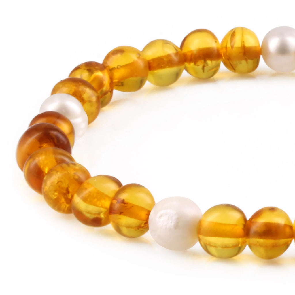 Natural Baltic Amber Adult Bracelet with Freshwater Pearl. Baroque 6mm - P1