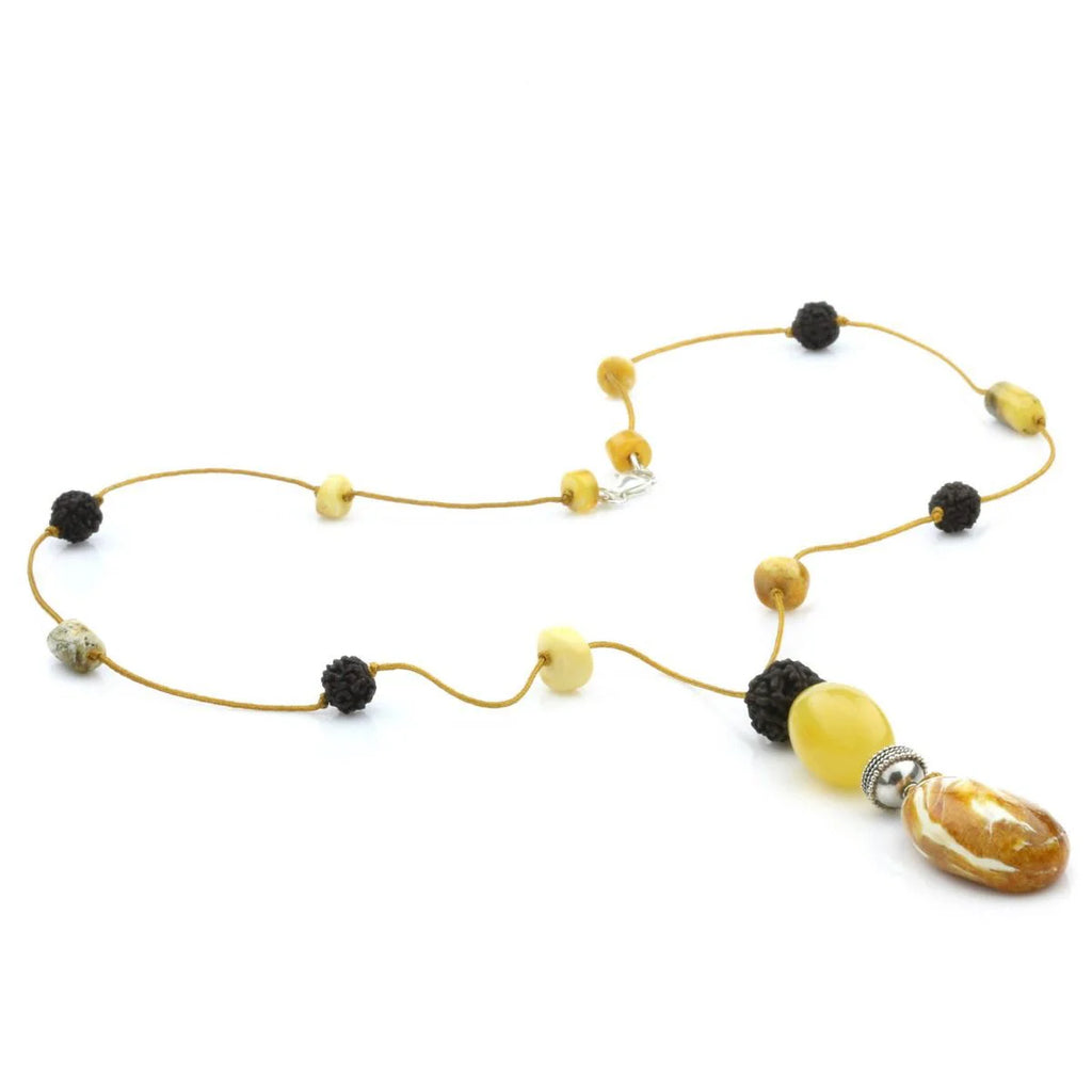 Genuine Baltic Amber & 925 Sterling Silver Necklace With Pendant. NWP37