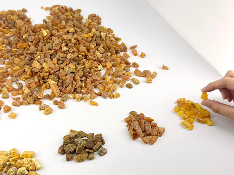 sorting colors for amber raw material