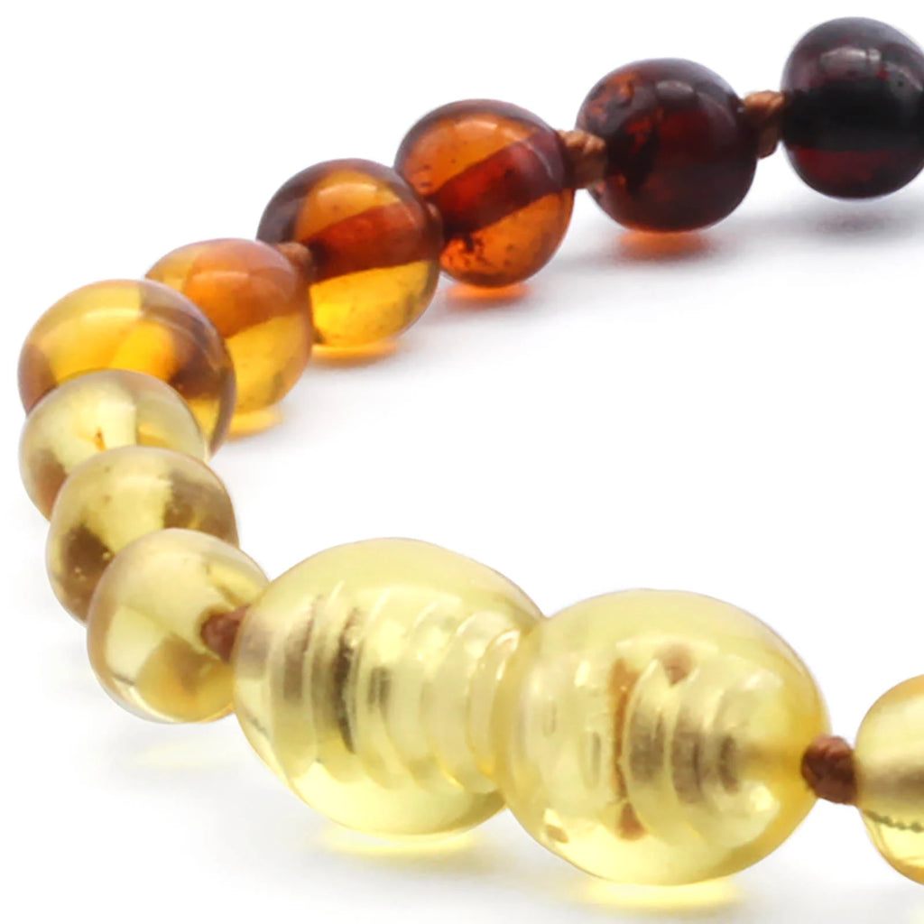 BALTIC AMBER BRACELET FOR KIDS. BAROQUE. XB54R1